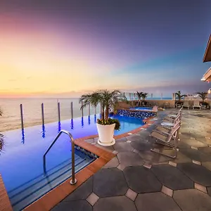 4* Resort Hilton Virginia Oceanfront