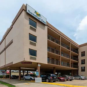 2* Motel Sundial
